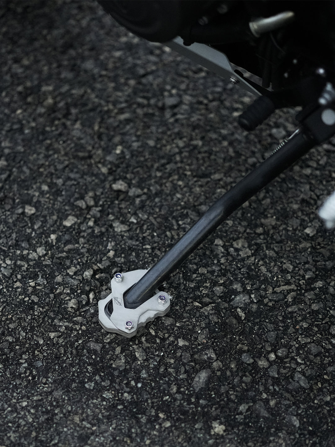 Legundary Custom Brogue Side Stand Base Triumph Tiger 660 Stainless Steel Silver Extender