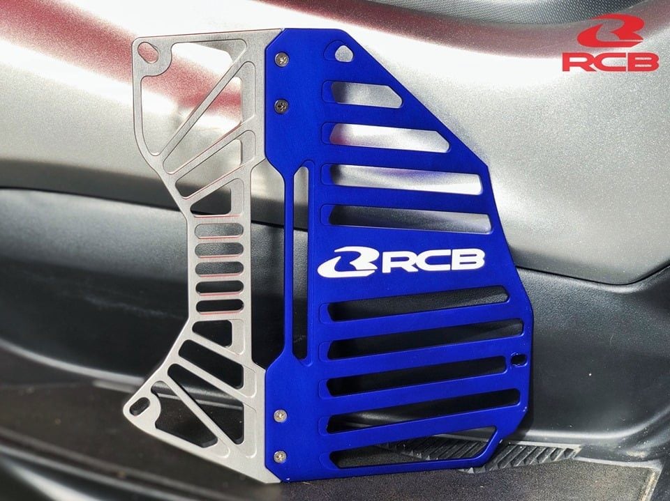 RCB S Series CNC Aluminium Radiator Cover 01IR007 | Motorcycle Radiator Guard with Mesh Design