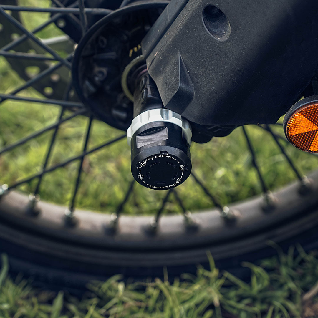Legundary Custom KTM 390 Enduro R Rotex Front Wheel Slider black silver CNC aluminium fork axle protector