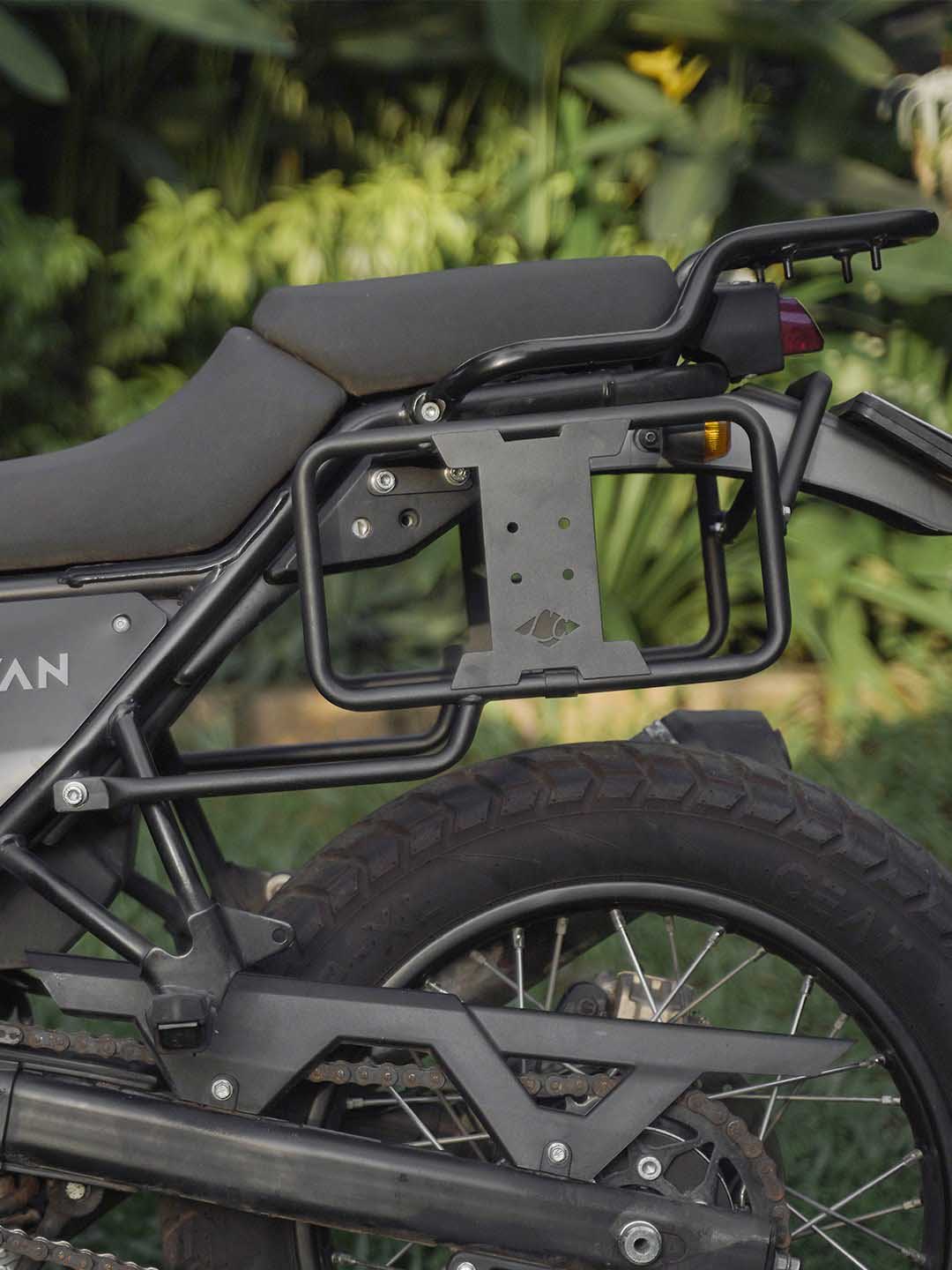 Legundary Custom Himalayan Aragorn Saddle Stay BS6 Black Mild Steel Luggage Support Royal Enfield Himalayan