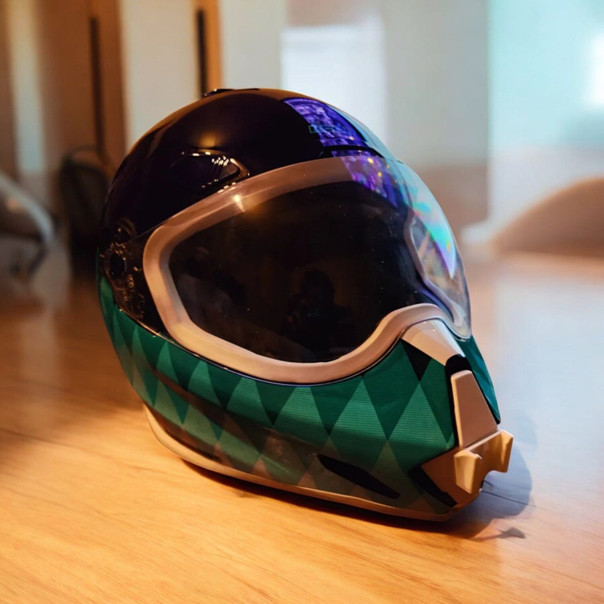 Moto Vibe India Icon Variant Pro helmet chin mount for GoPro camera
