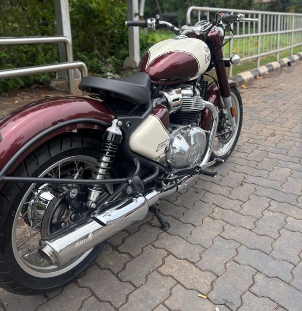 Silver Stallion Performance Exhaust for Royal Enfield Classic 650 Silver