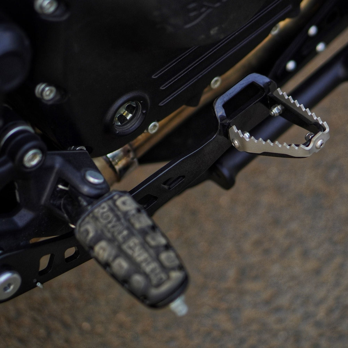 Auto Engina Brake Pedal for Royal Enfield Guerrilla 450 with Stainless Steel Grip