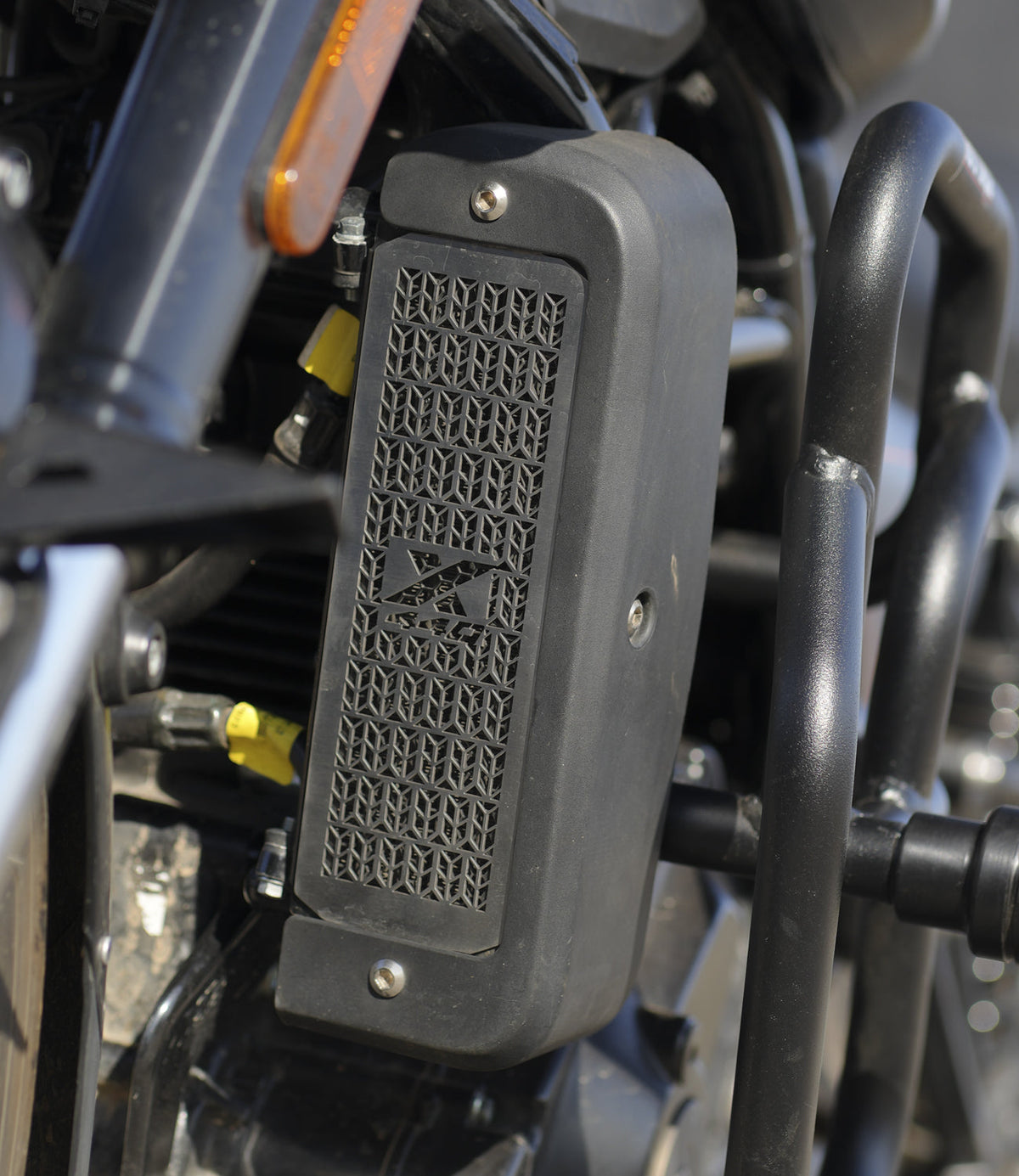 Moto Torque Mild Steel Radiator Guard for Harley-Davidson X440