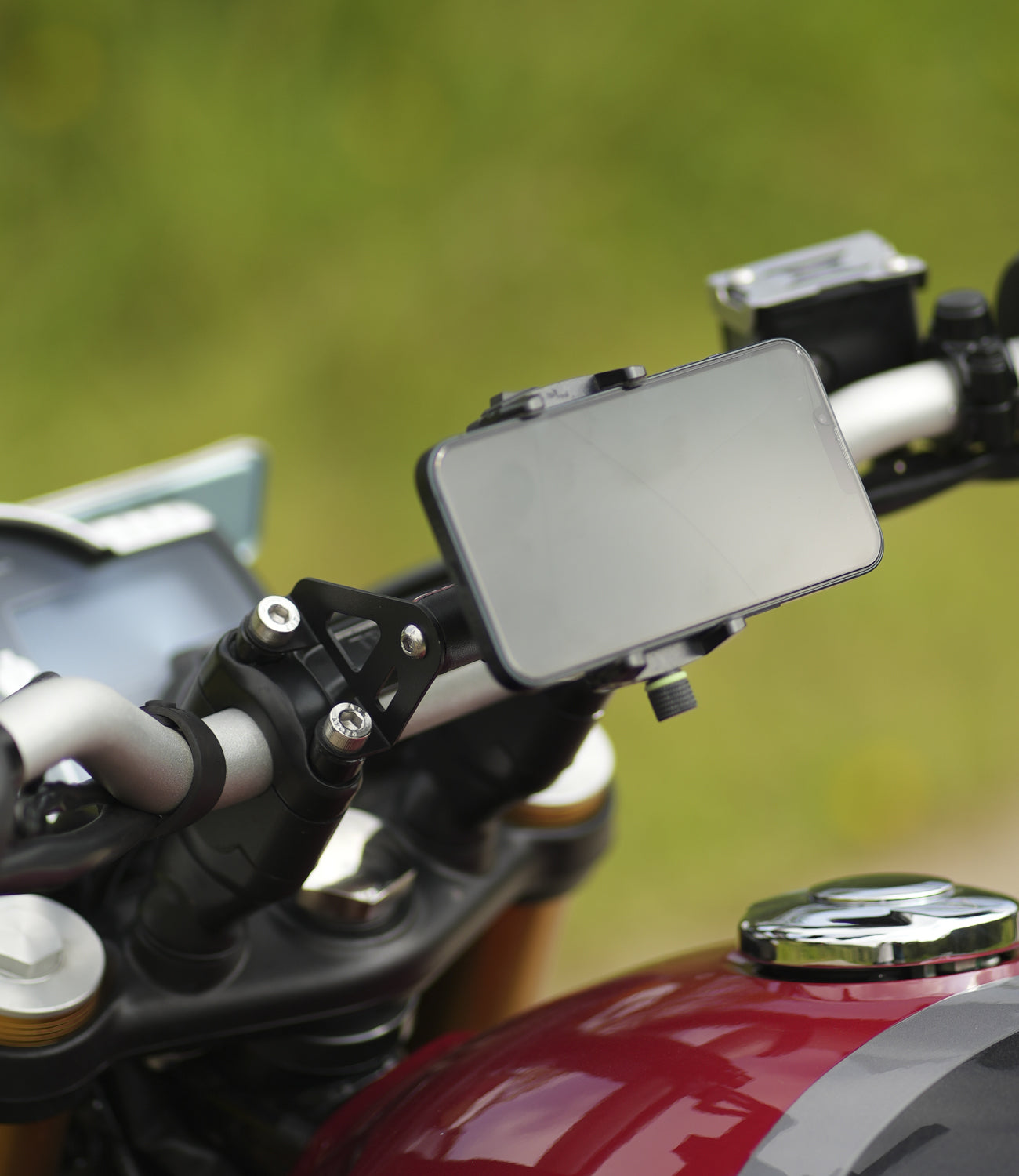 Moto Torque GPS mount for Triumph Speed 400 mobile holder and navigation support accessory