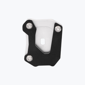 Legundary Custom Fortis side stand base for Honda NX500 in silver aluminium, foot extension plate designed for stable parking support and enhanced ground grip.