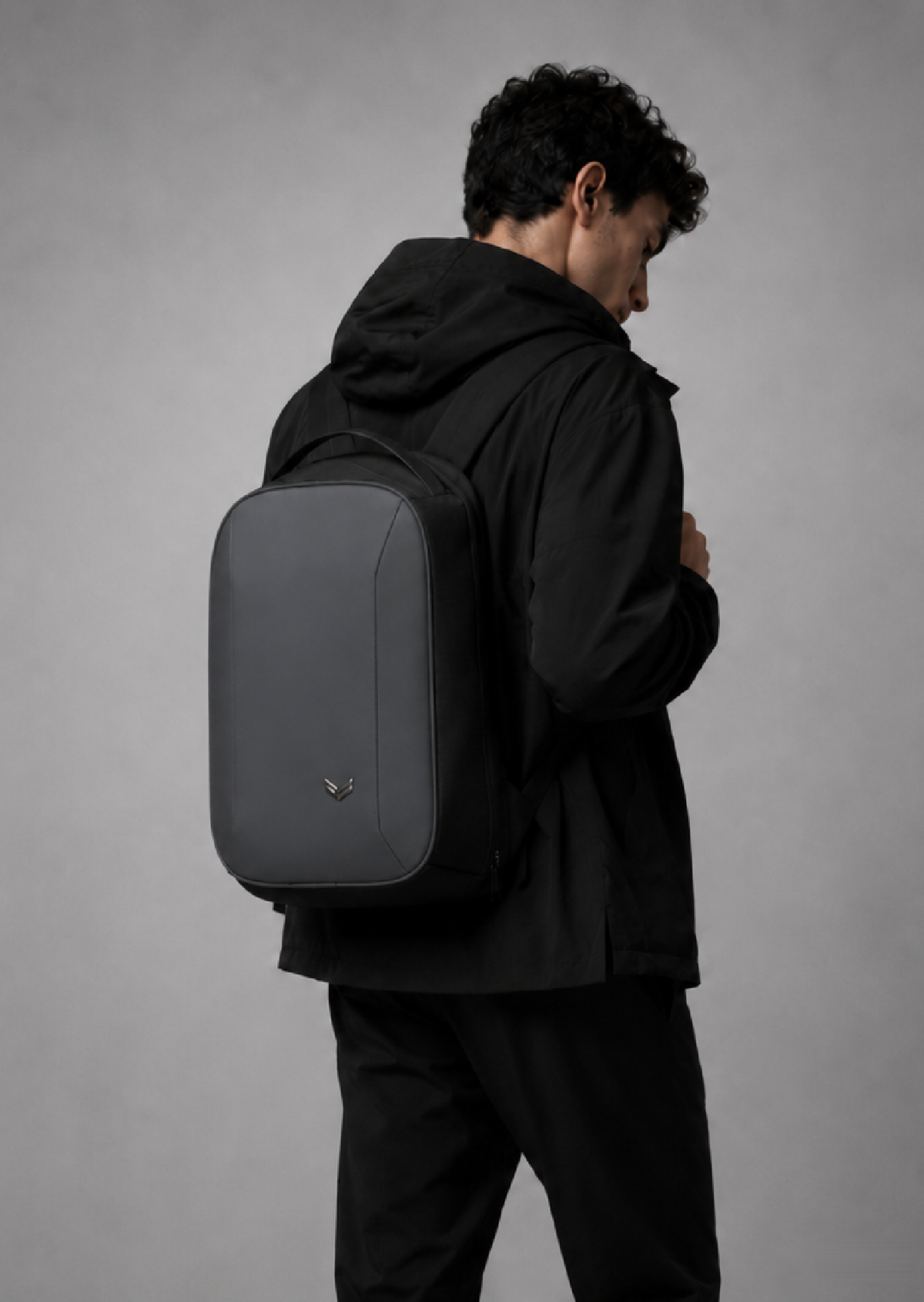 Vantora NEXUS 26L Black Laptop Backpack for Work and Travel