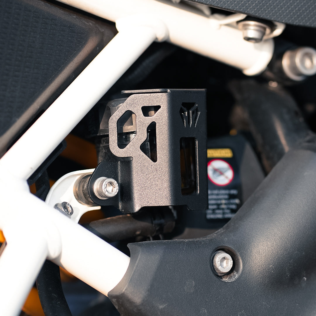 Moto Torque Mild Steel Reservoir Oil Guard for TVS Apache RTX 300
