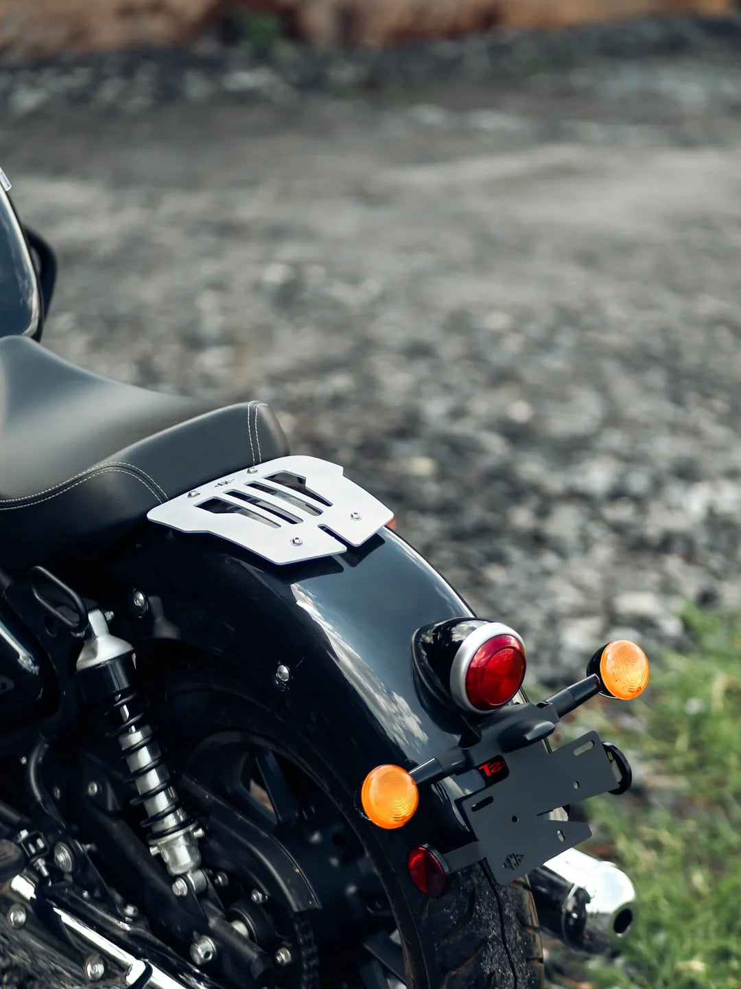 Legundary Custom Vermillion Solo Carrier for Royal Enfield Super Meteor 650 – Aluminium Silver Luggage Support