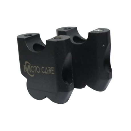 Motocare handlebar riser installed on Yamaha XSR 155 for improved riding comfort and handlebar height adjustment