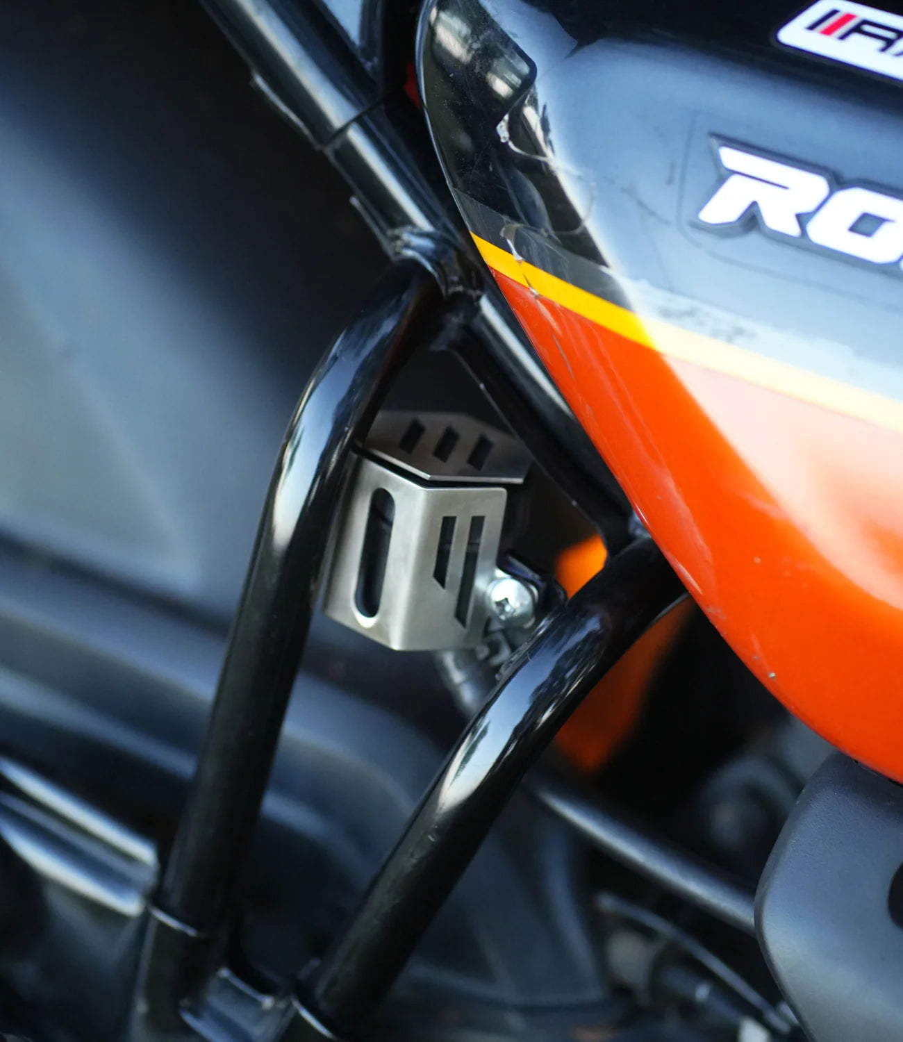 Moto Torque Stainless Steel Reservoir Oil Guard for TVS Ronin