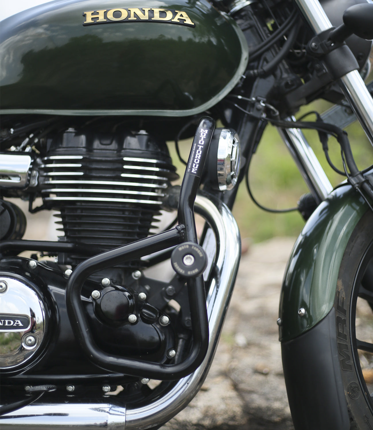 Moto Torque heavy duty crash guard V2 for Honda H’ness CB350 with protective sliders and engine protection