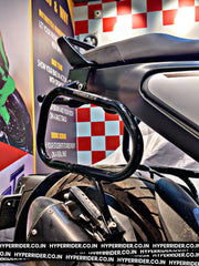 LEGUNDARY Custom Hyperrider Saddle Stay for Husqvarna Svartpilen and Vitpilen motorcycle luggage support