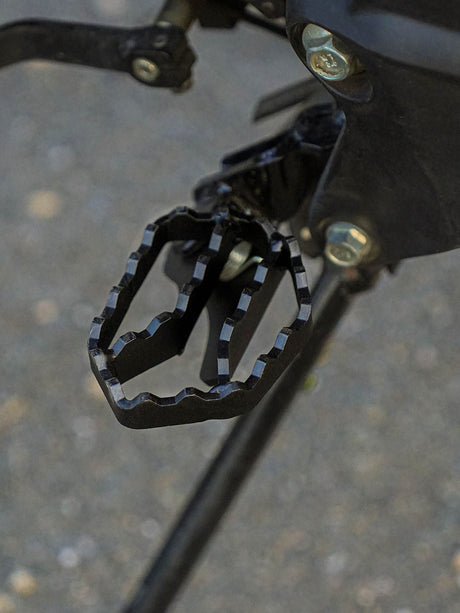 Legundary Custom RallyTrek Footrest Pair for Hero Xpulse 200 4V black powder coated mild steel wide foot pegs