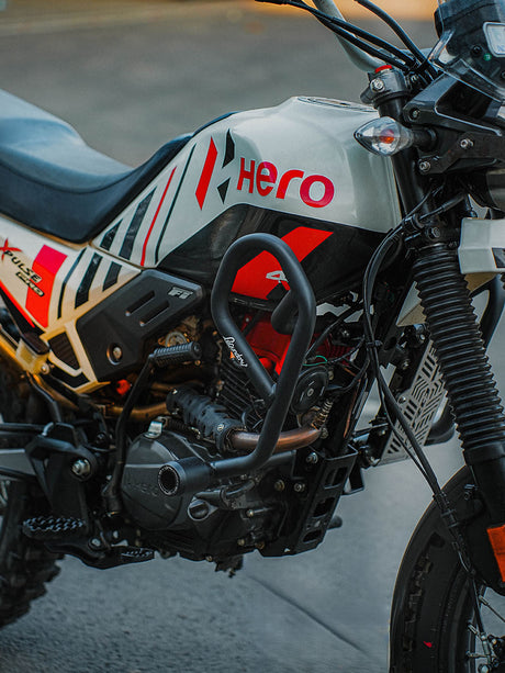 Legundary Custom Defender crash guard red white black installed on Hero X Pulse 200 4V Pro