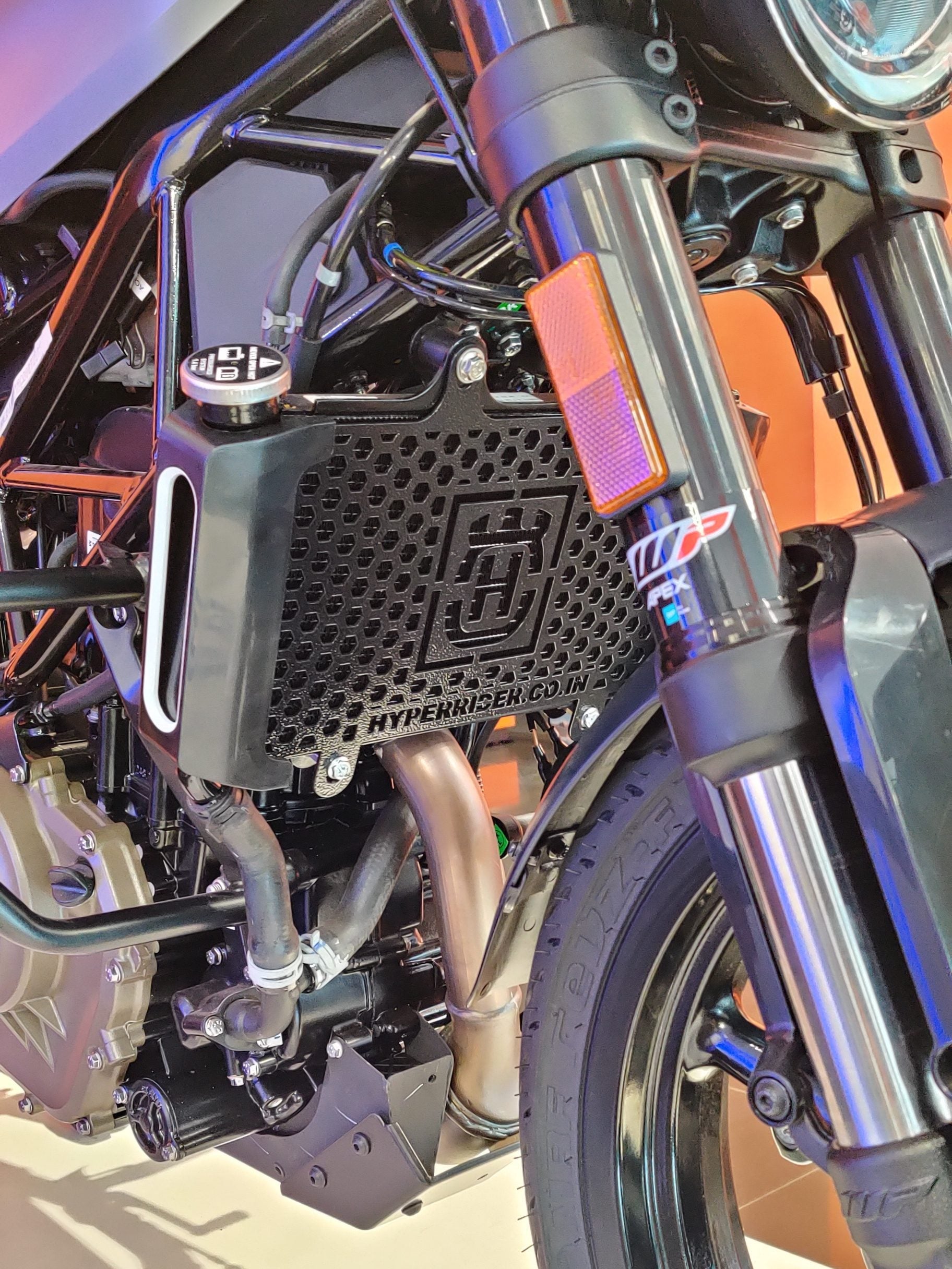 Hyperrider Radiator Guard Black for Husqvarna Svartpilen and Vitpilen motorcycle