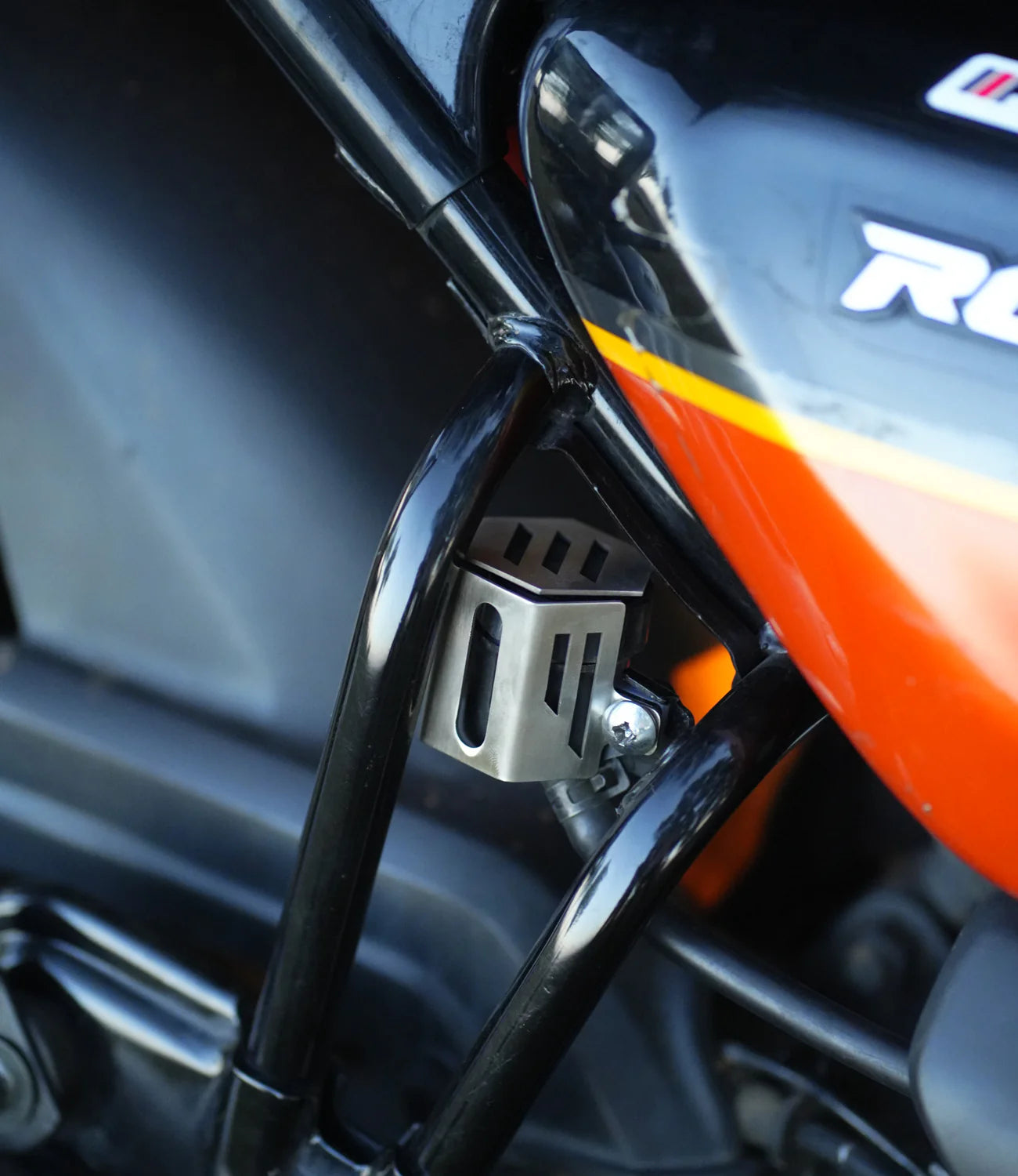 Moto Torque Stainless Steel Reservoir Oil Guard for TVS Ronin