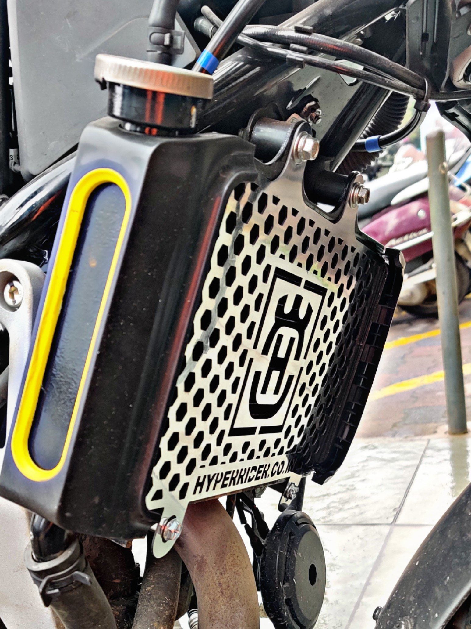 Hyperrider Stainless Steel Radiator Guard for Husqvarna Svartpilen and Vitpilen