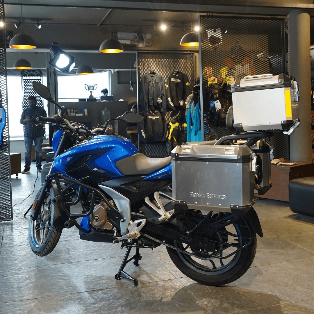 Hyperrider Bajaj Pulsar N250 F250 Heavy Duty Top Rack Luggage Carrier