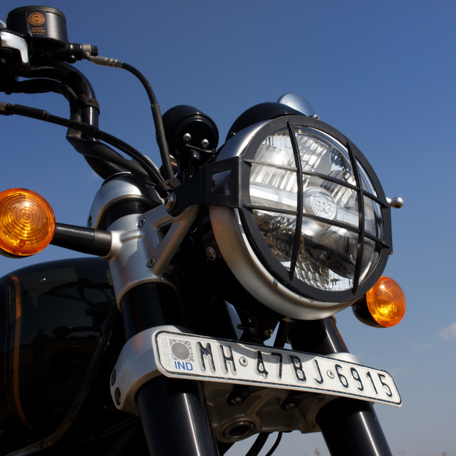 Auto Engina Headlight Grill for Royal Enfield Super Meteor 650 5mm Mild Steel Gloss Black Headlight Protection