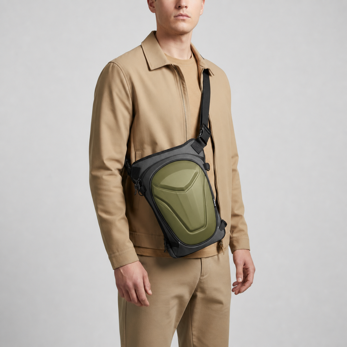 Vantora ARC Thigh Bag 5L | Hard-Shell Water-Resistant Motorcycle Leg Bag