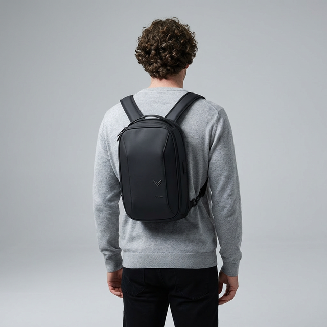 Vantora NEXUS Slingpack 12L | 2-in-1 Convertible Backpack & Sling for 14 Inch Laptop