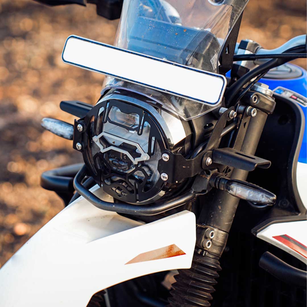 Legundary NYX fog light mount installed on Hero Xpulse 210 with auxiliary lights black finish