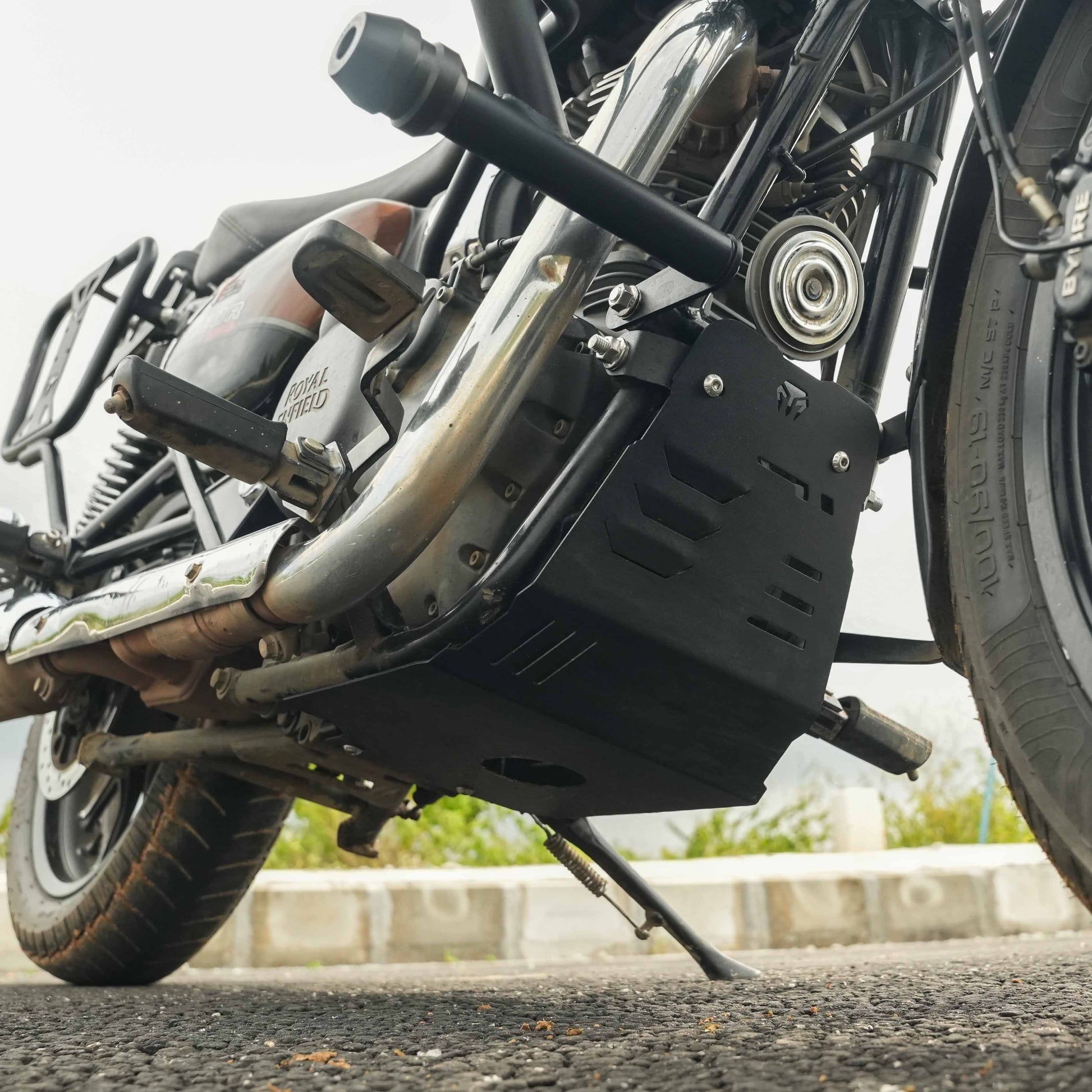 Moto Torque heavy duty engine guard bash plate for Royal Enfield Meteor 350 underbody protection accessory