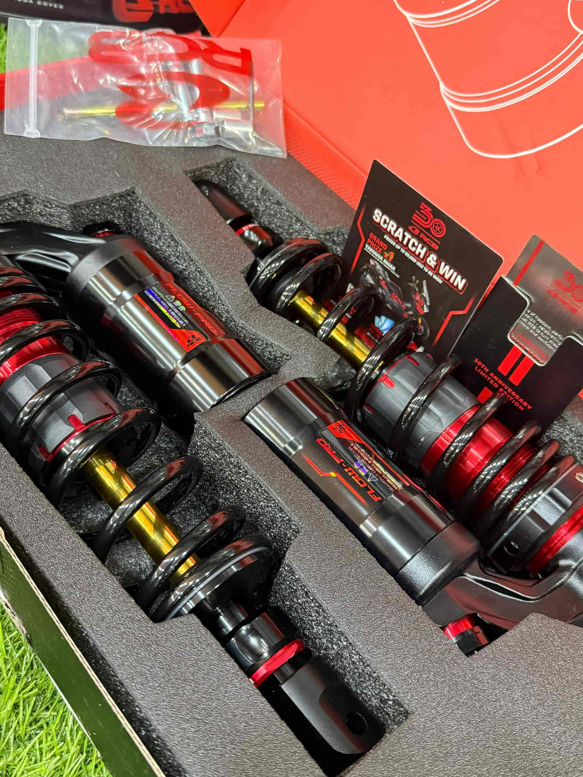 RCB Flow Pro 30th Anniversary black 305mm rear shock absorber for Yamaha Aerox 155, 01A0343Z BK