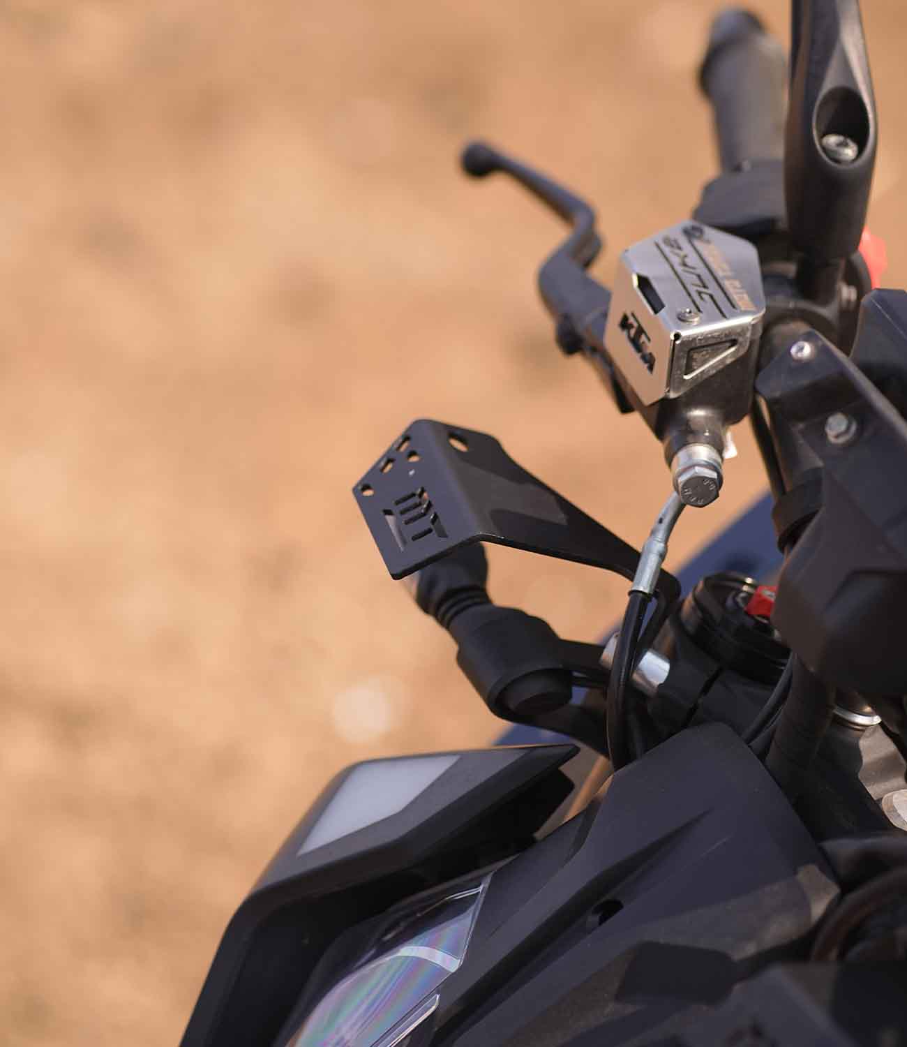 Mototorque fog light mount KTM Duke 390 Gen 3 auxiliary light bracket metal