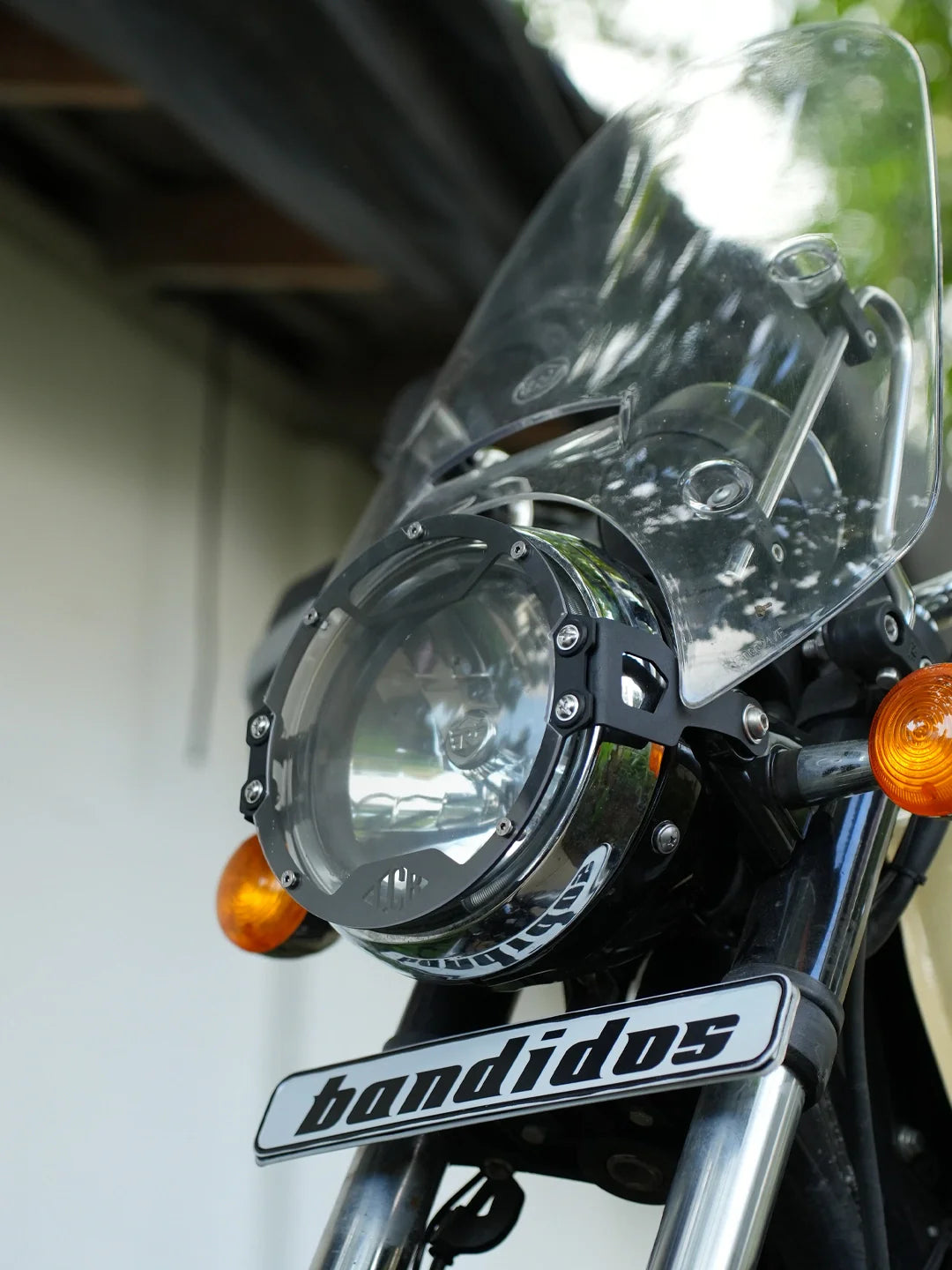 Legendary Custom Meteor Oculus headlight shield black mild steel protector for Royal Enfield Meteor 350