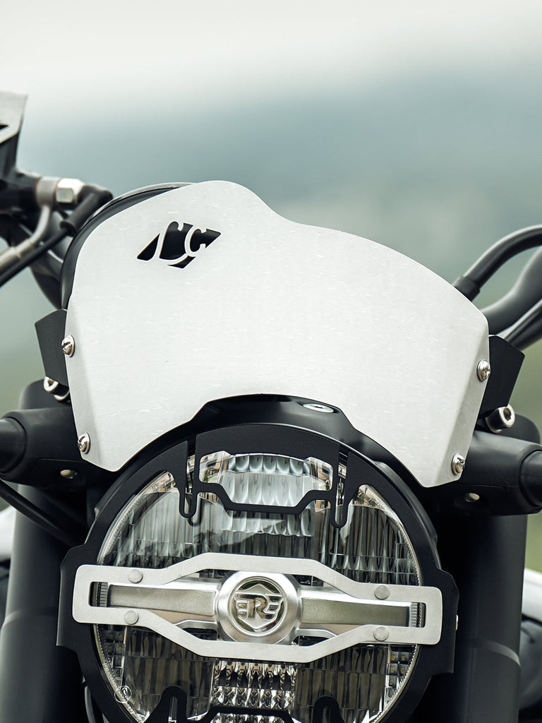 LEGUNDARY Custom Zephyr metal visor for Royal Enfield Guerrilla 450 black and silver
