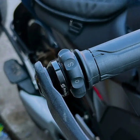 Pro Spec ECZ 037 S1 Easy Cruz installed on Honda Hness CB350 2023