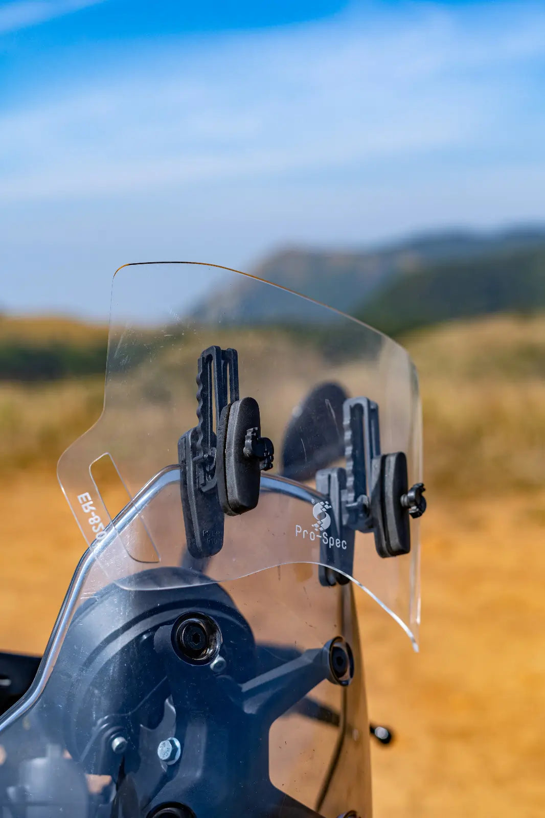 Pro-Spec ER 820 windshield extender installed on Royal Enfield Himalayan 450 short screen