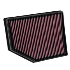 K&N 33-3055 air filter for Volvo V40 engine compartment
