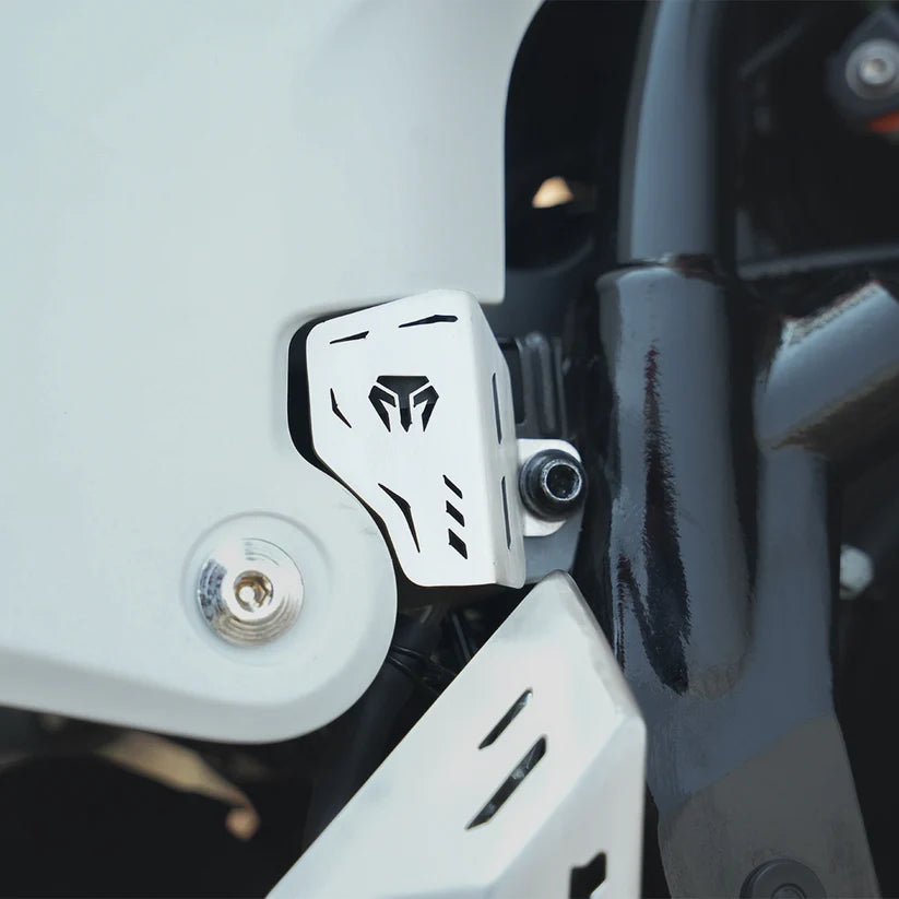 Moto Torque SS Reservoir Oil Guard for 2025 KTM 390 Adventure / Adventure X – Brake Fluid Protector