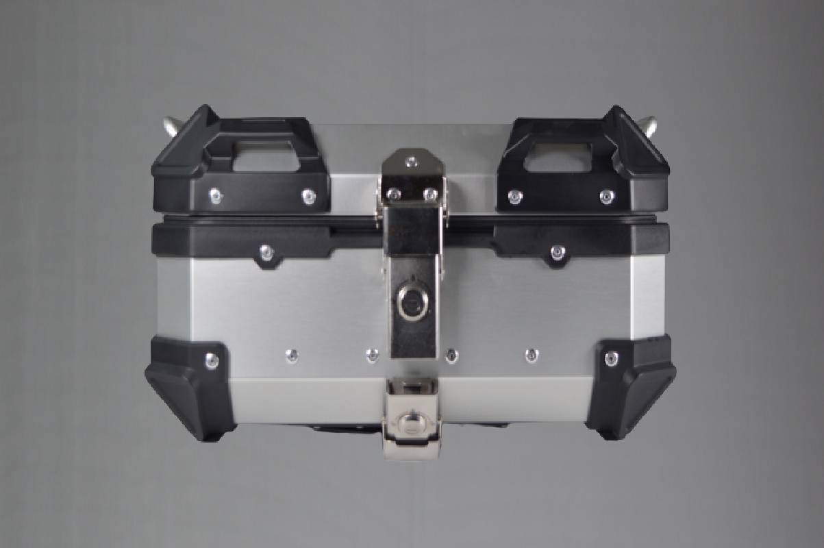 Moto Vanguard 22L silver aluminum motorcycle top box
