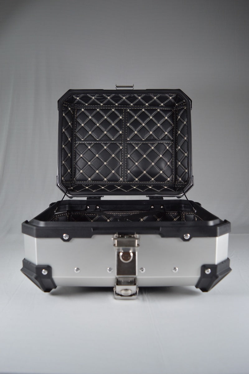Moto Vanguard 22L silver aluminum motorcycle top box
