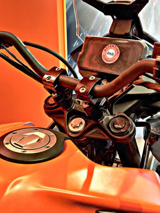 Hyperrider Adjustable Handlebar Riser for KTM Adventure 250 390 390S 390X Husqvarna Svartpilen 250 401