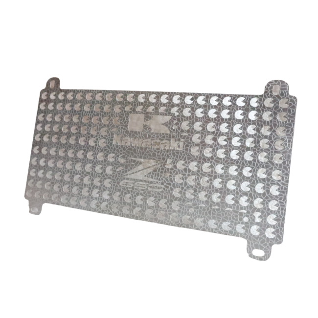 Motocare Kawasaki Z650 radiator guard engine protection grill mesh cooler shield motorcycle accessory black silver