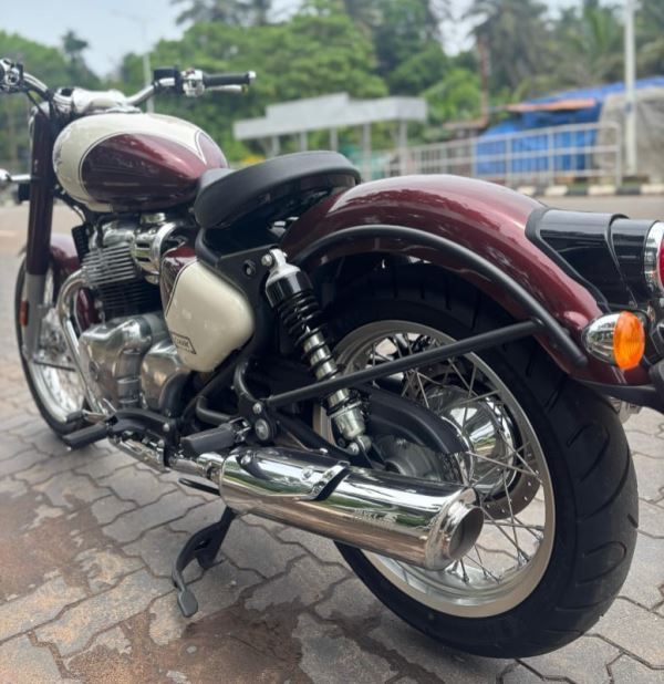 Silver Stallion Performance Exhaust for Royal Enfield Classic 650 Silver
