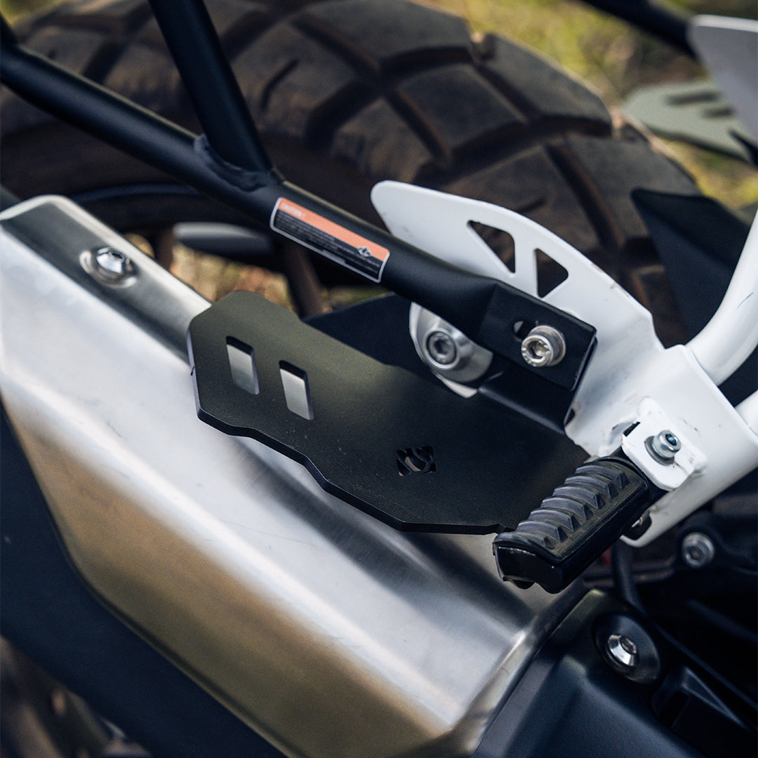 Legundary Bolster Pillion Footrest Black for TVS Apache RTX 300