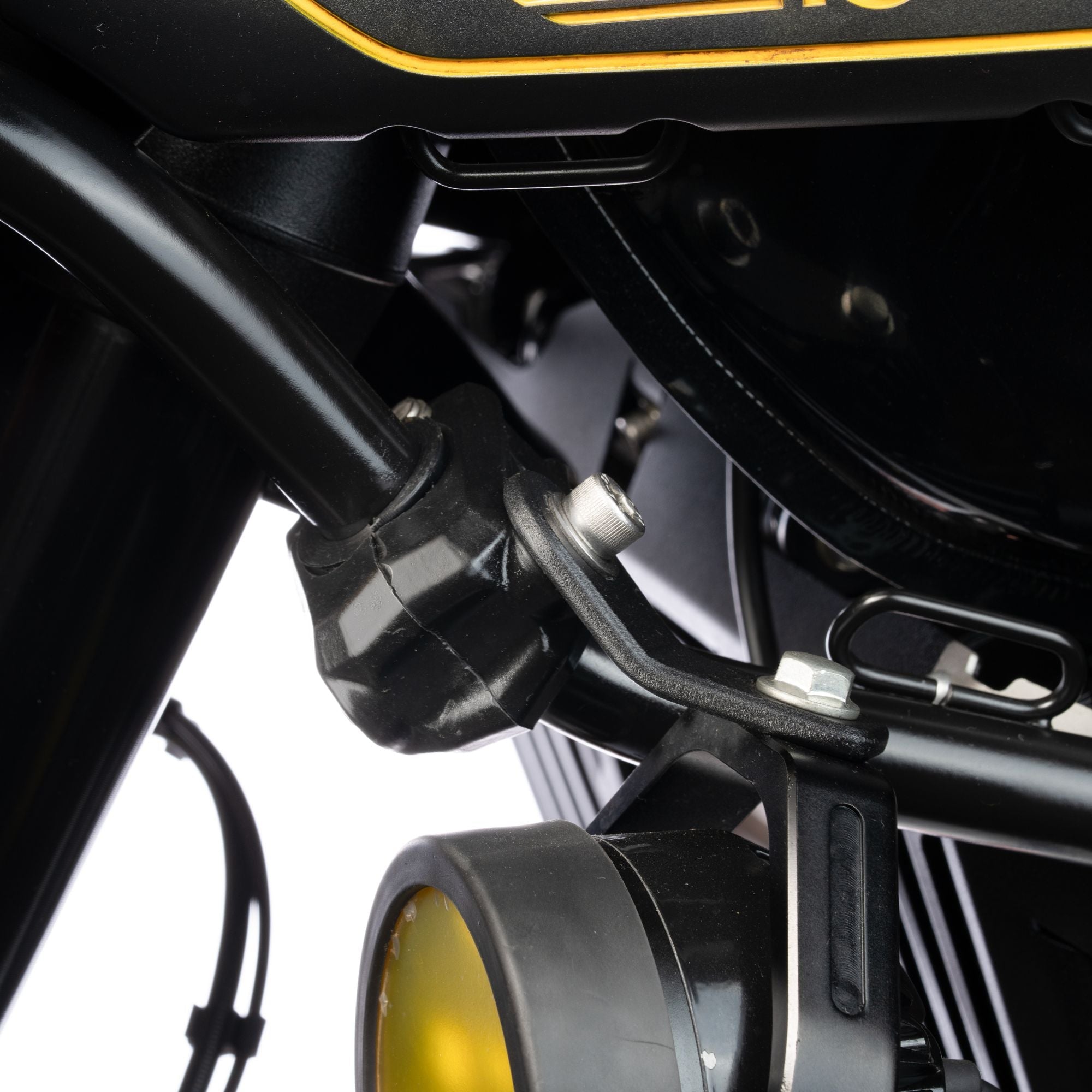 Auto Engina Universal Fit Fog Light Mount Clamps for 19-27mm Motorcycle Crash Guards and Frame Tubes