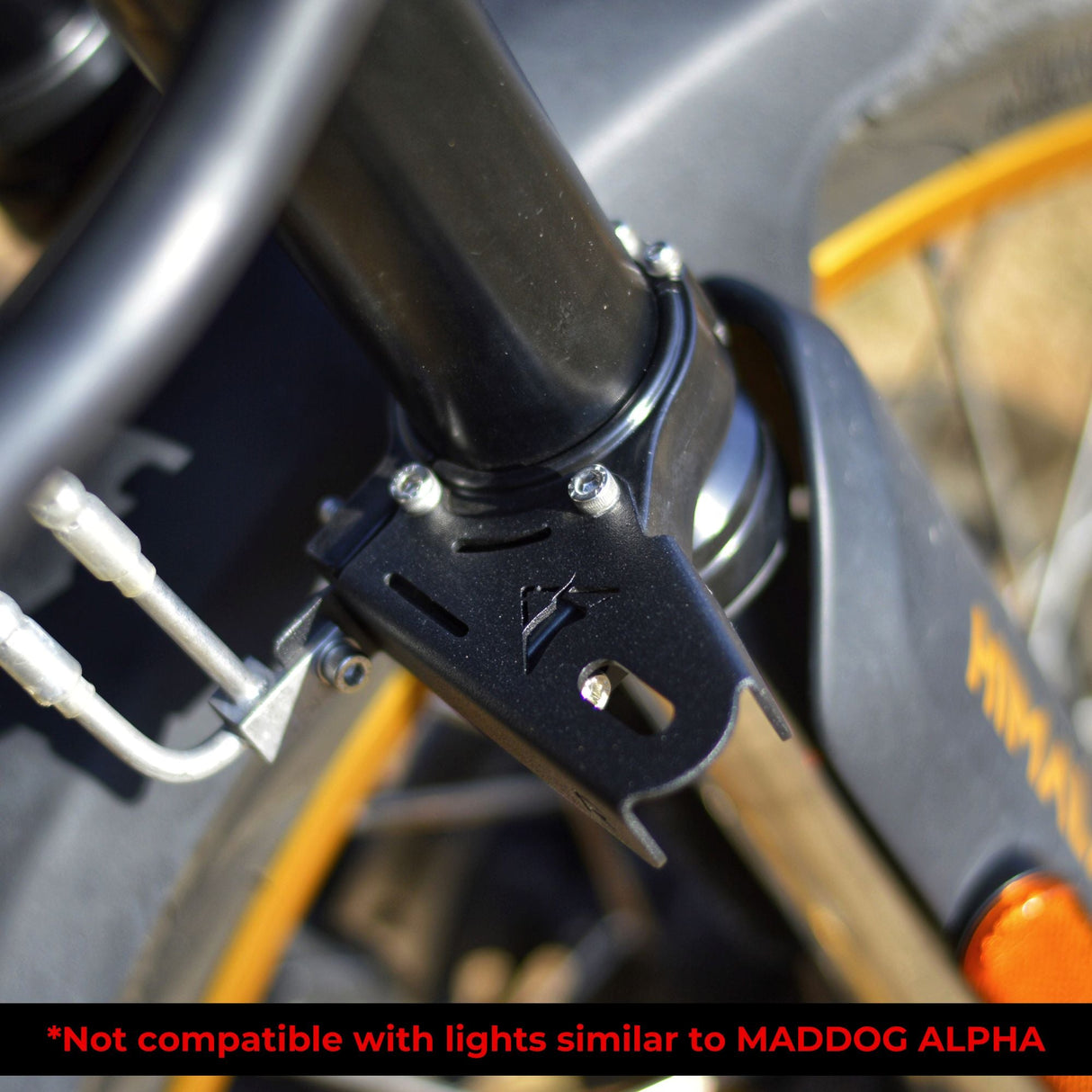 Auto Engina Fog Light Clamp mounted on Royal Enfield Himalayan 450 for secure auxiliary fog lamp installation